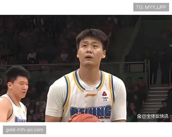 赵睿今天出门那双鞋，直接让我怀疑人生——我一个月工资都追不上